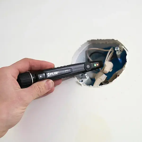 Flir Non-Contact Voltage Detector & Worklight