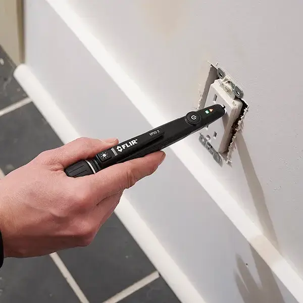 Flir Non-Contact Voltage Detector & Worklight